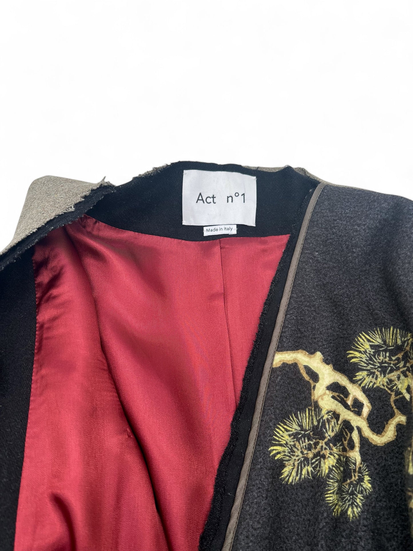 ACT N°1 Coat