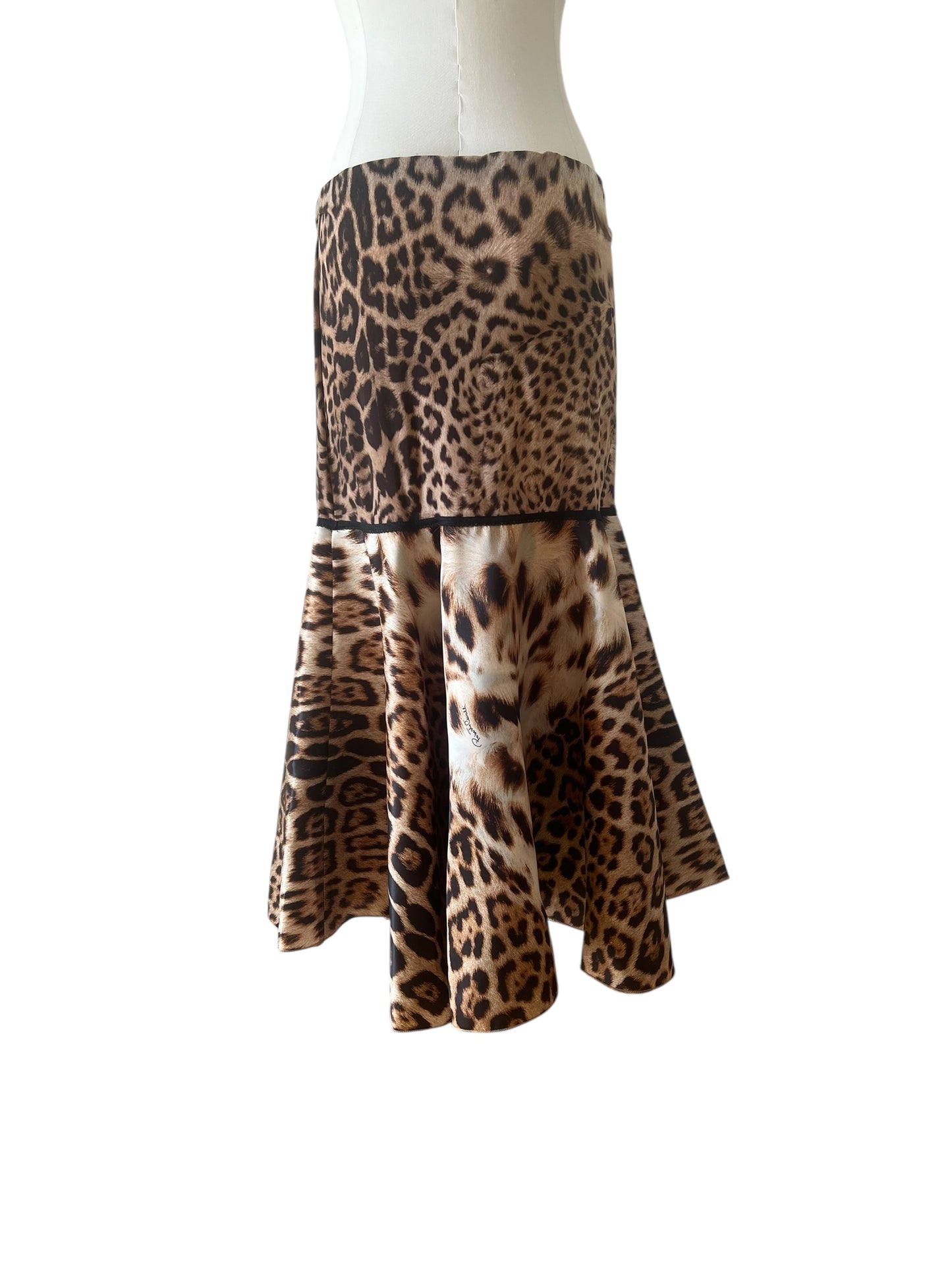 Roberto Cavalli 2000s cheetah skirt