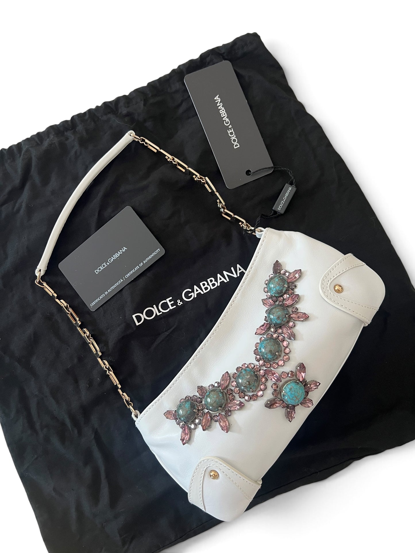 Dolce & Gabbana Vintage White Leather Jewel Bag | Borsa in Pelle Bianca con Pietre Turchesi, Cristalli e Manico Catena Oro