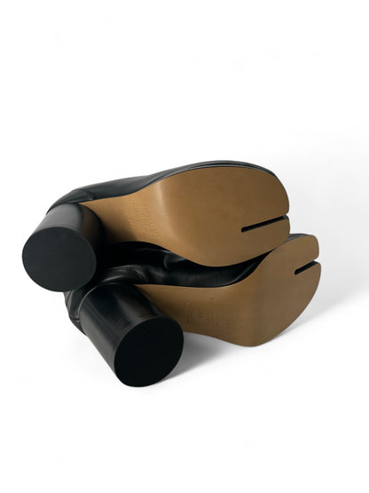 Maison Margiela Black Leather Tabi Boots – Split Toe Ankle Boots – Size 37