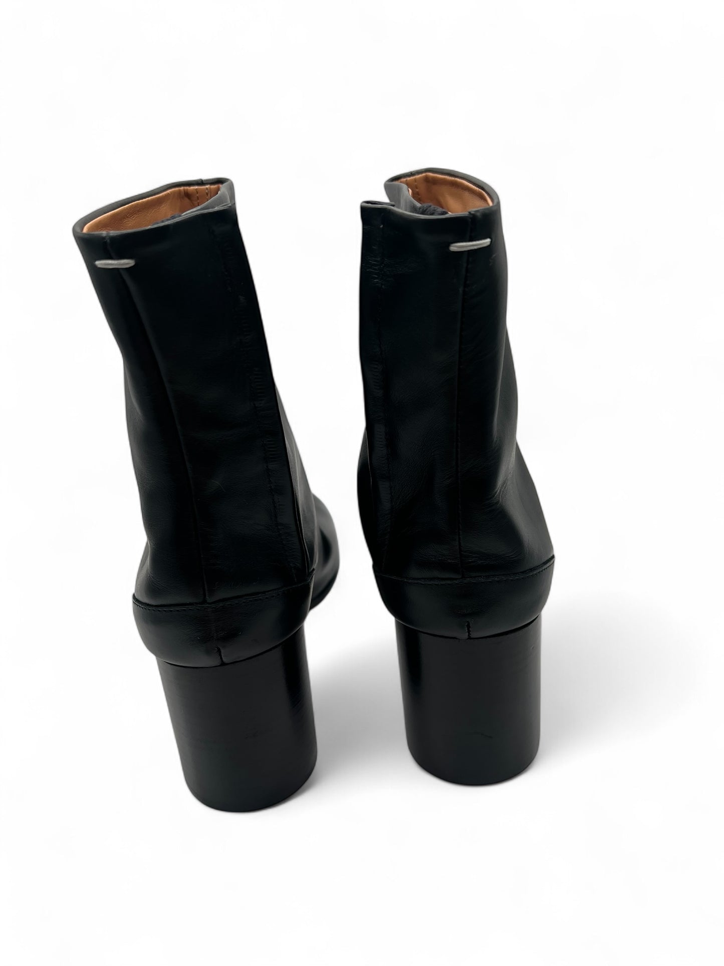 Maison Margiela Black Leather Tabi Boots – Split Toe Ankle Boots – Size 37