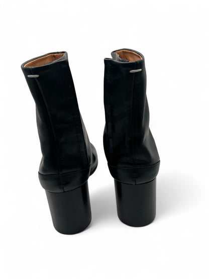 Maison Margiela Black Leather Tabi Boots – Split Toe Ankle Boots – Size 37
