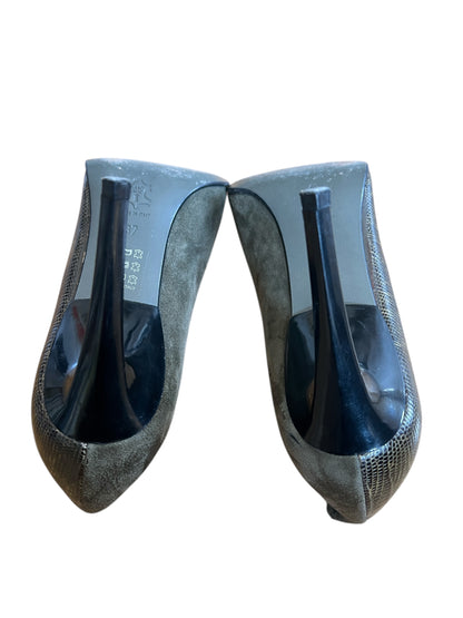 Miu Miu 90s Leather & Suede Pumps